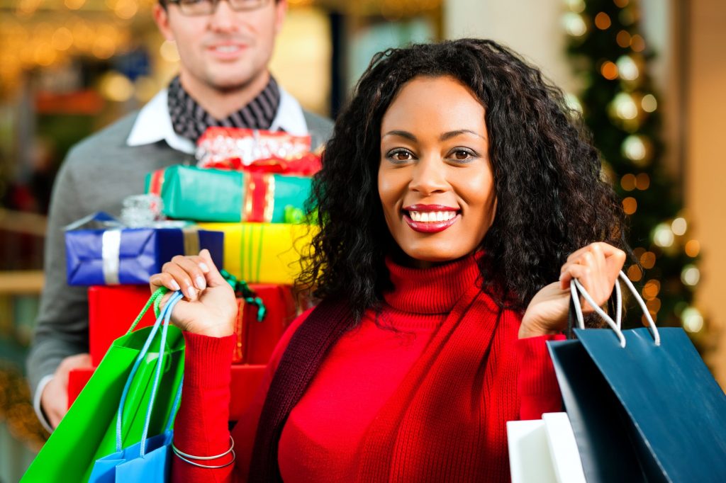 5 tips to shop smart this festive season