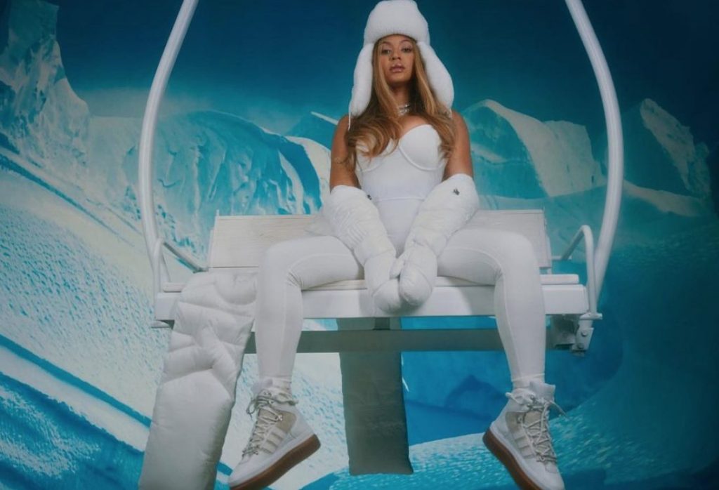 Beyoncé ICY Park