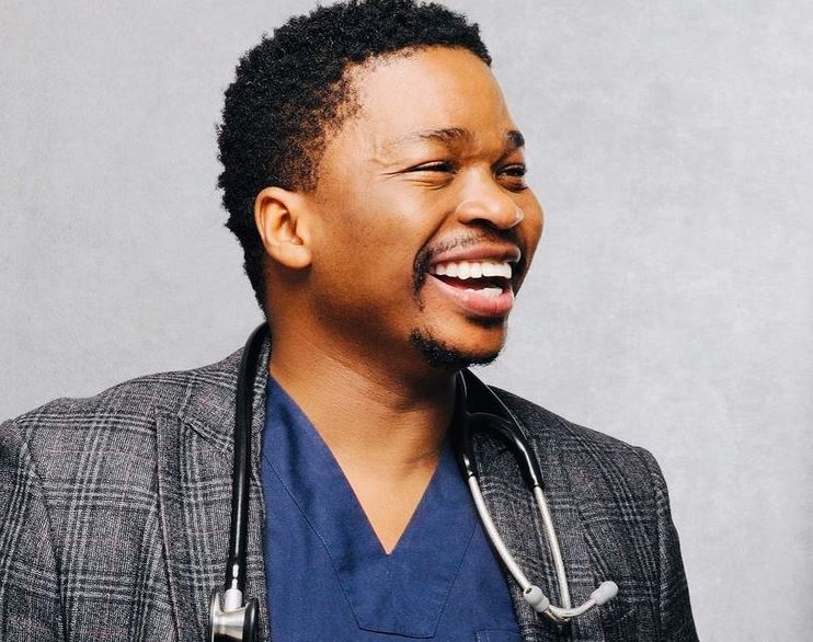 Dr Tumi