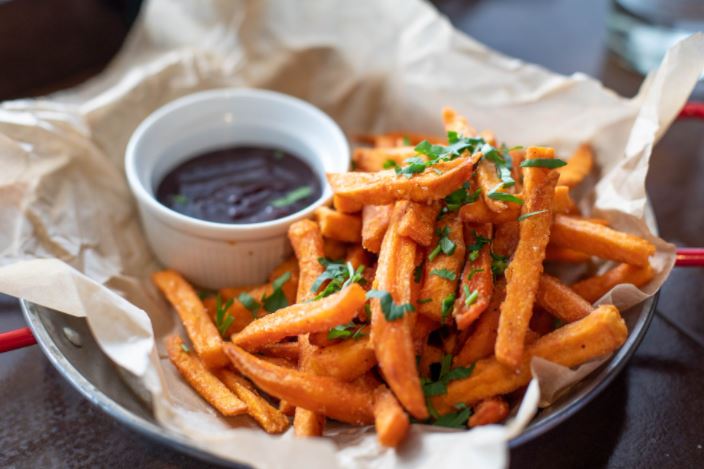 Healthy potato fries