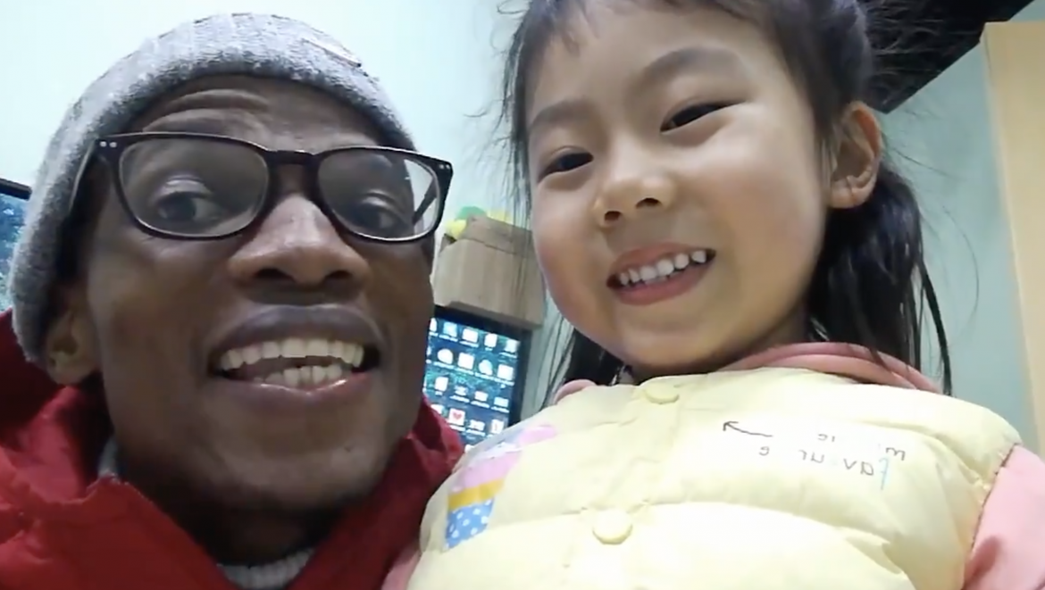 WATCH: South African man teaching TshiVenda in China