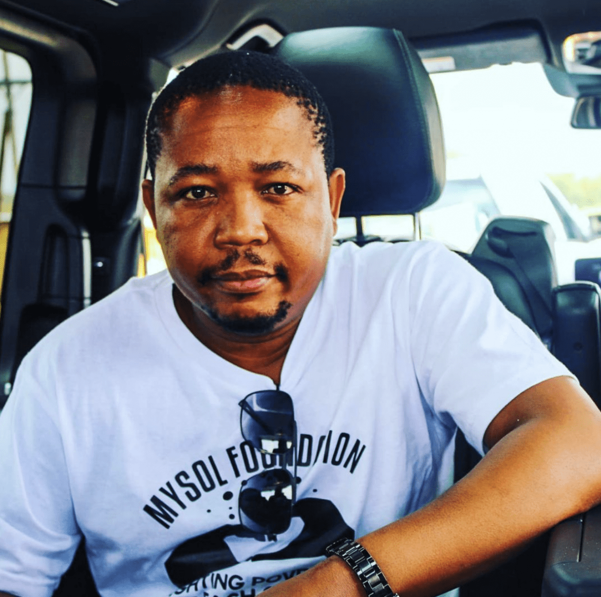 Presley Chweneyaga