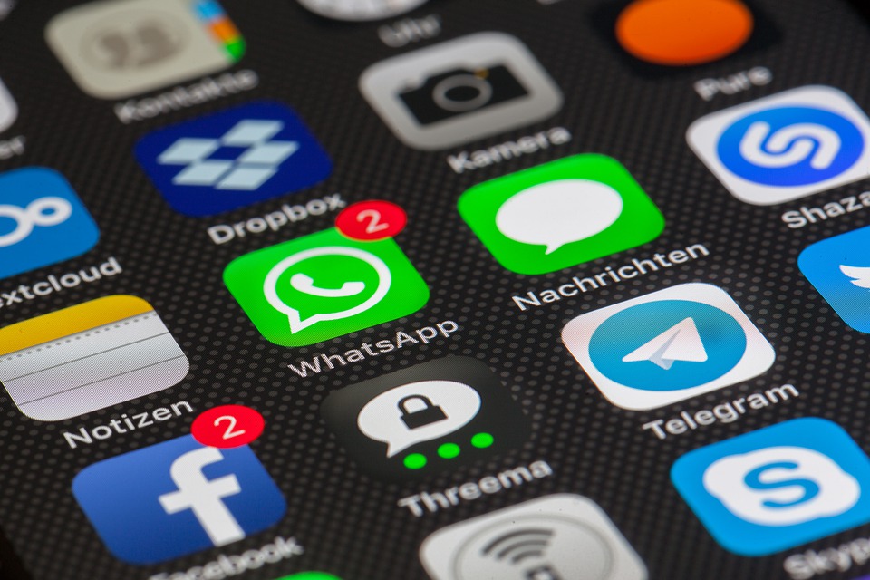 Facebook, WhatsApp Apps on smartphone