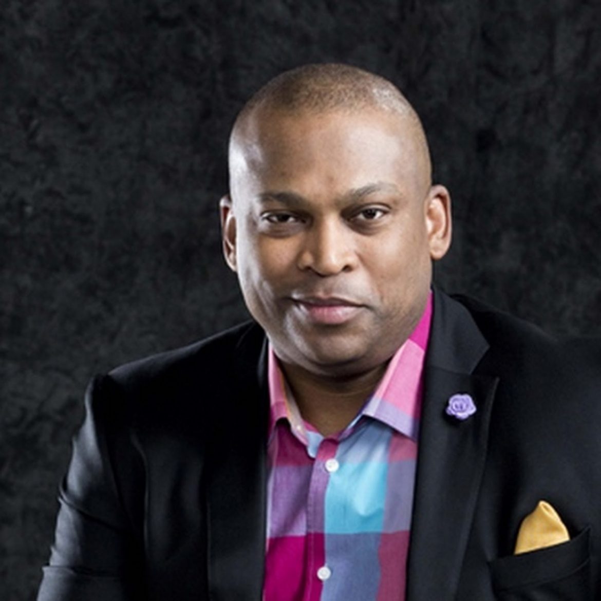 Robert Marawa