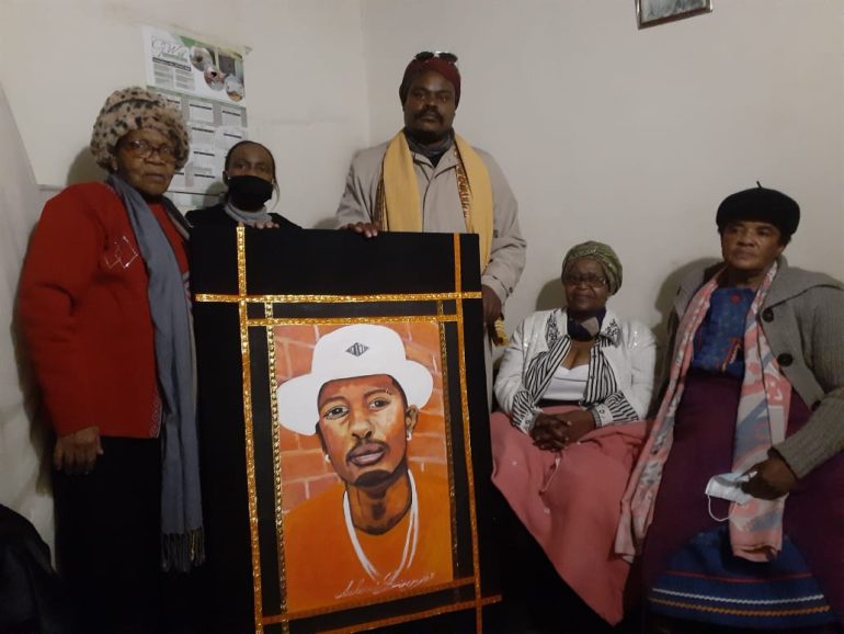 Killer Kau's family accepts Rasta's portrait - KAYA 959