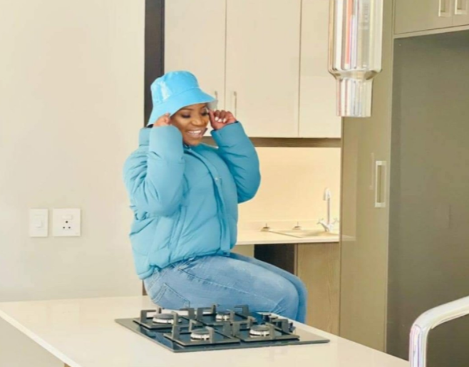 Makhadzi buys herself a new house, builds three more for her family - KAYA  959