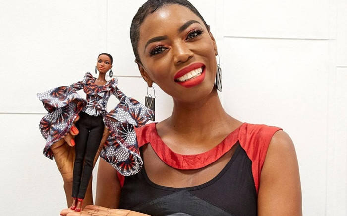 Miss Lira celebrates two years of "Lira Barbie"