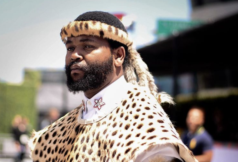 Sjava shares images of his three wives