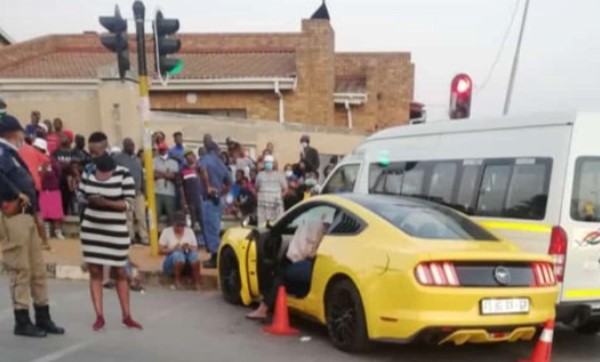 Soweto taxi driver kills ex-girlfriend and her new boyfriend.