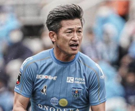 oldest footballer