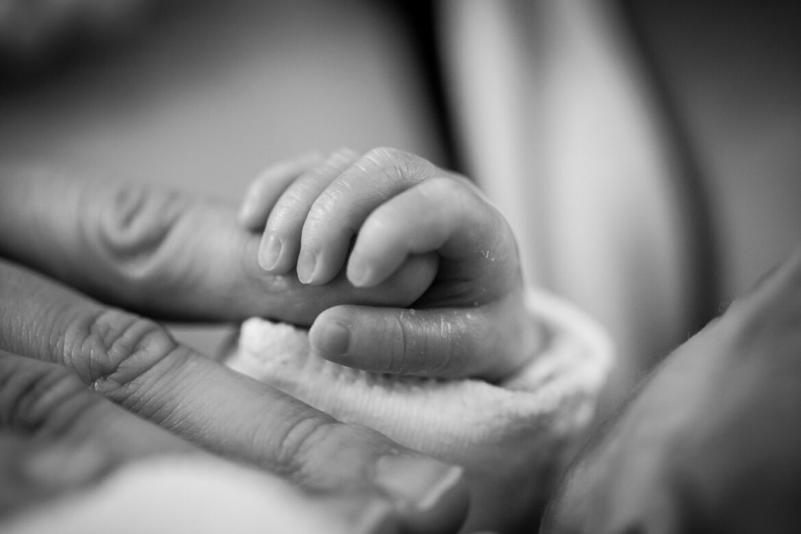 woman gives birth