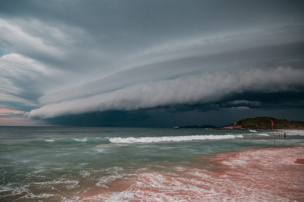 severe thunderstorm