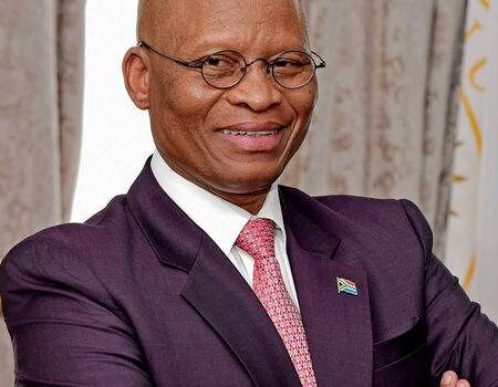 Former Chief Justice Mogoeng Mogoeng to run for president in 2024