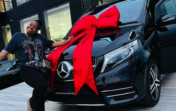 Boohle celebrates buying a R2 million Merc