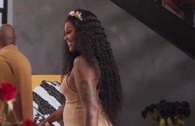Lamiz and Khuli Chana's cute pregnancy reveal