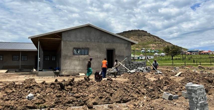 Anele Mdoda's dad is building a school in their village
