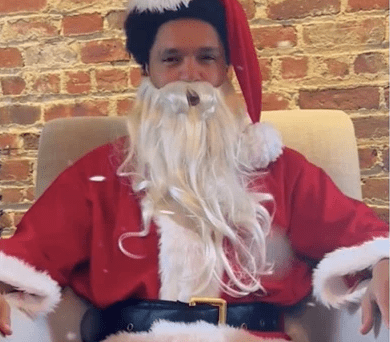 Trevor Noah plays Santa