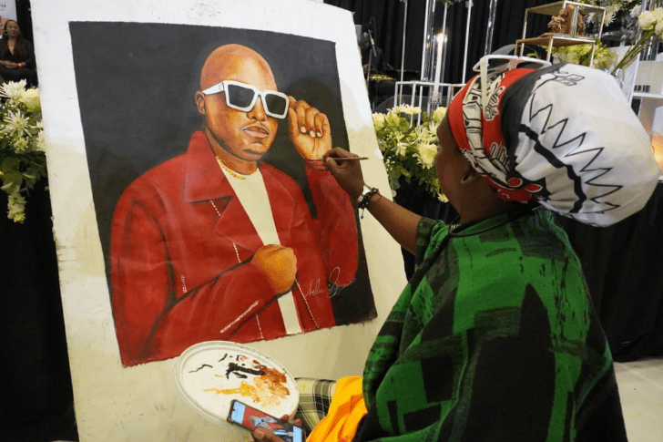 pays tribute to Mampintsha