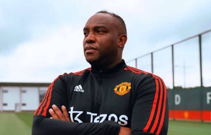 Man United fans continue to praise Benni McCarthy