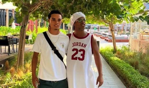 Ronaldinho's son, 17, to sign for FC Barcelona
