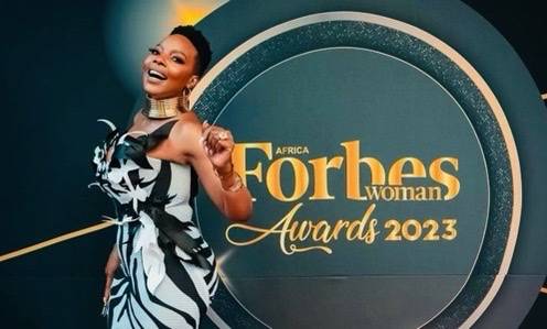Nomcebo awarded the Top Entertainer Award by Forbes 