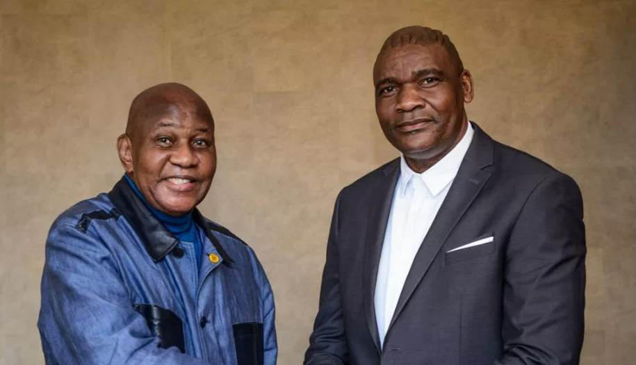 Kaizer Chiefs appoints Molefi Ntseki as new head coach