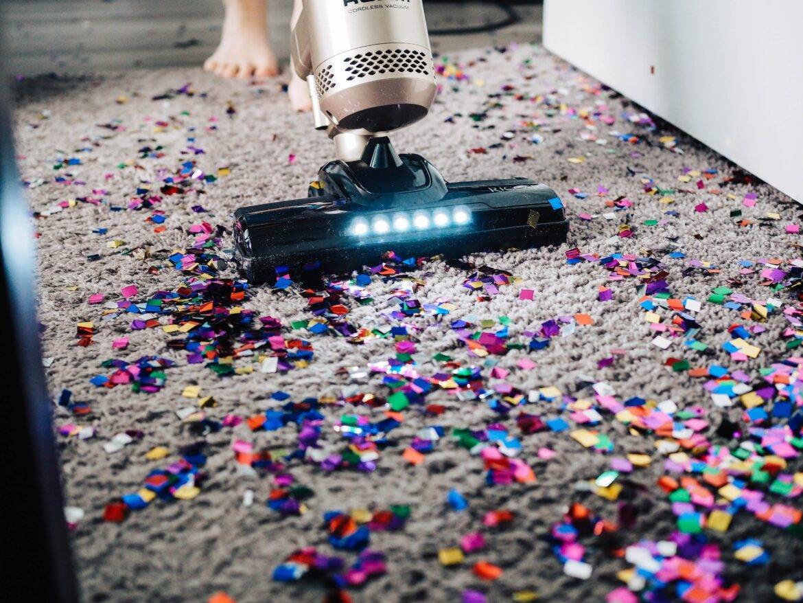 guests stay and help clean up