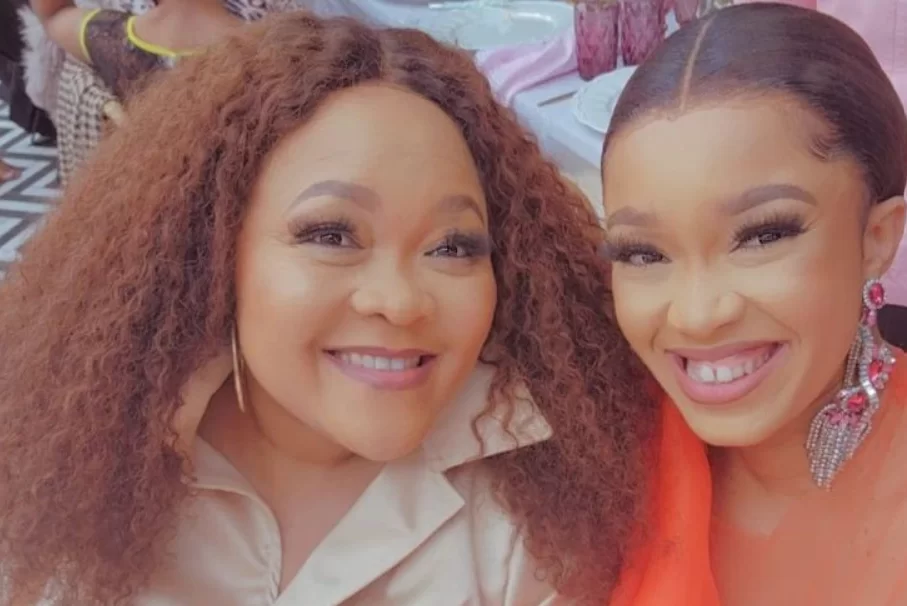 Dineo Moeketsi shares heartfelt note on mom's birthday