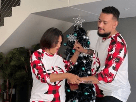 Lynn Forbes Lynn Forbes shares last Christmas moments with AKA