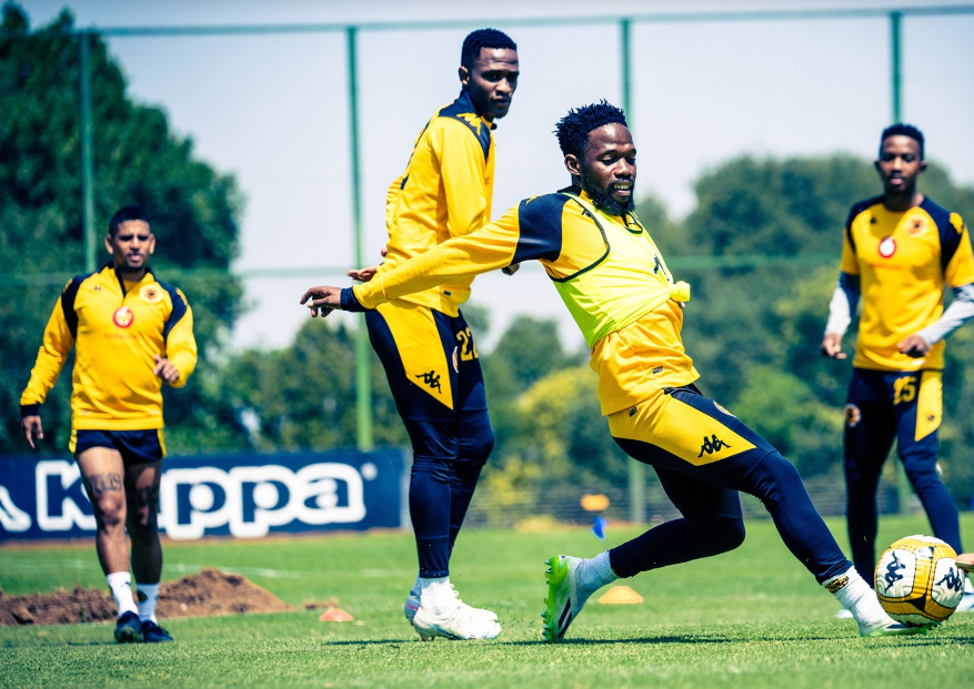 Kaizer Chiefs offers contract extensions to three key players