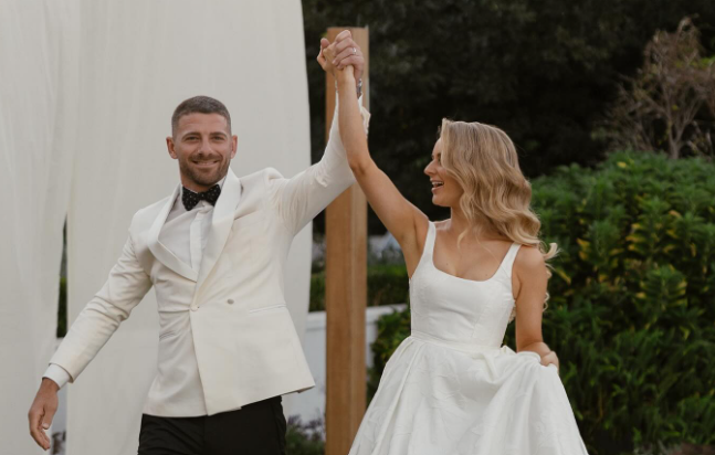 Springbok star Wille Le Roux and his partner tie the knot