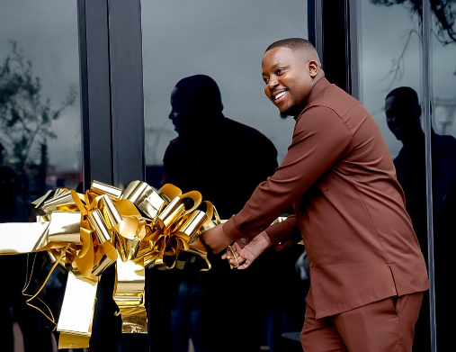 Theo Baloyi announces the official opening of Bathu Group headquarters