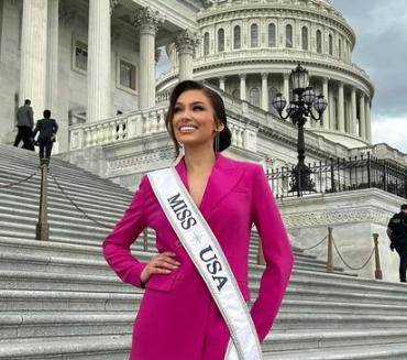 Miss USA and Miss USA Teen give up their titles