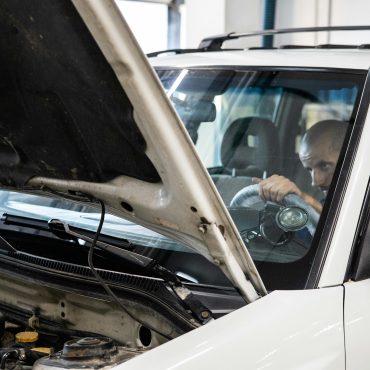 Motorist blames dealership as car breaks down after service