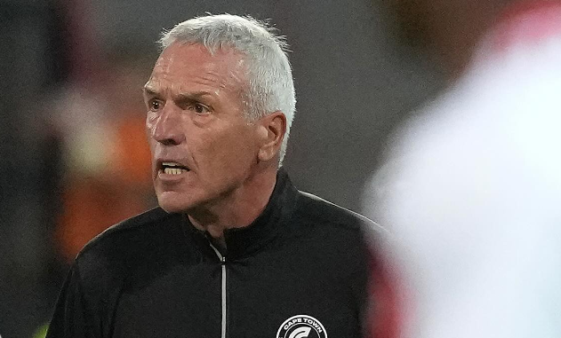 Ernst Middendorp and Cape Town Spurs part ways