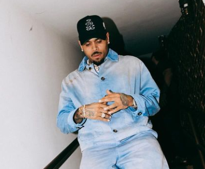 Man reportedly dumps fiancée over picture with Chris Brown