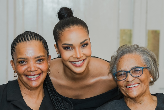 Liesl Laurie celebrates 3 generations of strength and beauty