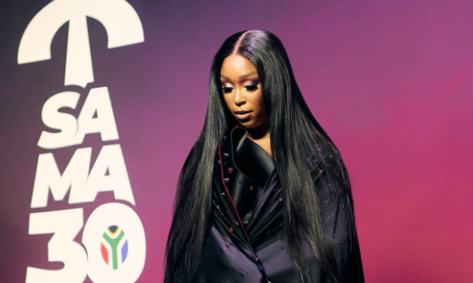 PICS: #SAMAs30 red carpet looks