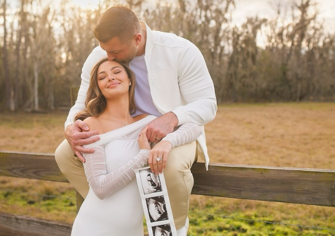 Former Miss SA Demi-Leigh and husband Tim Tebow announce pregnancy