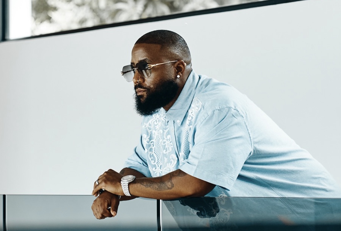 Cassper Nyovest finally drops Kusho Bani visuals