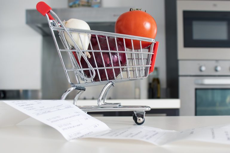 Consumer price inflation down to 2,7% in March