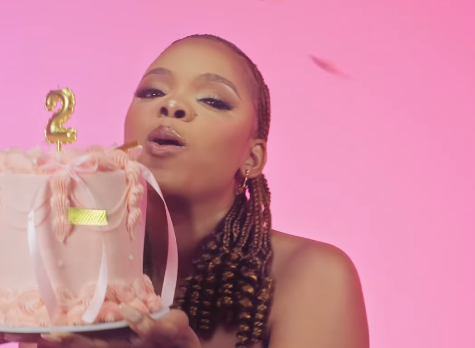 Londie London celebrates her 33rd birthday in style