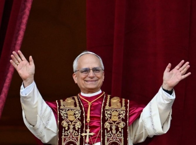 Pope Leo XIV calls for release of imprisoned journalists