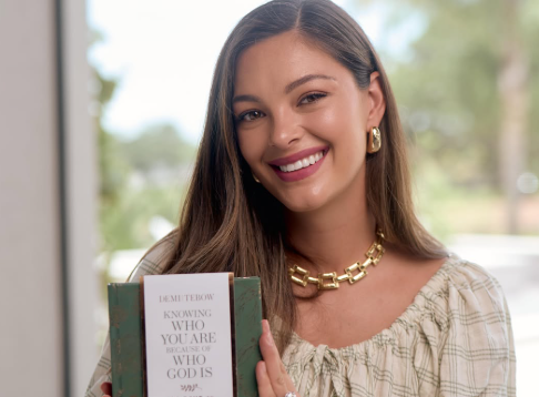 Former Miss Universe Demi-Leigh Tebow's announces 100-day devotional book