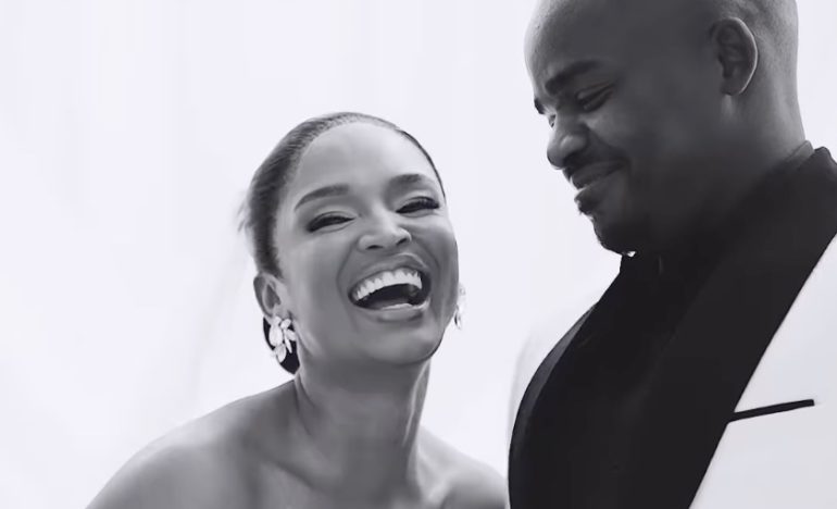 Ayanda Thabethe shares intimate glimpse of her 'signing ceremony'
