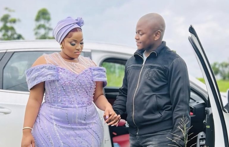 Mpumelelo Mseleku pays lobola for new girlfriend Amahle 