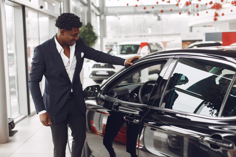 ‘He promised to marry me, now all he talks about is buying a car’ - The Blind Spot