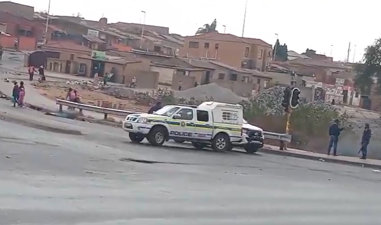 Thembisa residents' outcry leads to temporary suspension of fixed electricity Fee