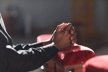 Mpumalanga church congregants robbed of their belongings moments after saying ‘Amen’