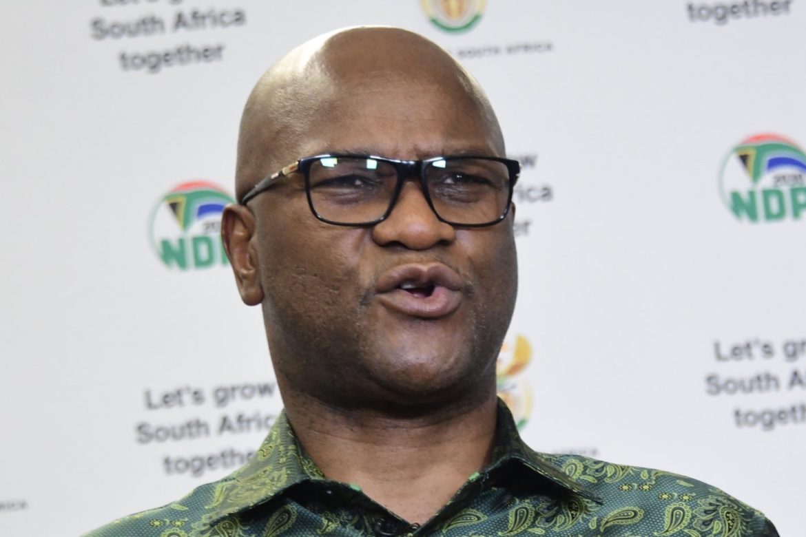 SA government confirms the passing of Nathi Mthethwa